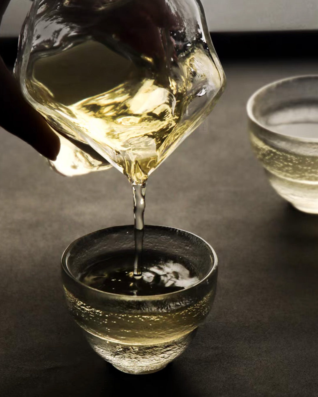 Glacial Rock Glass Dividing Cup