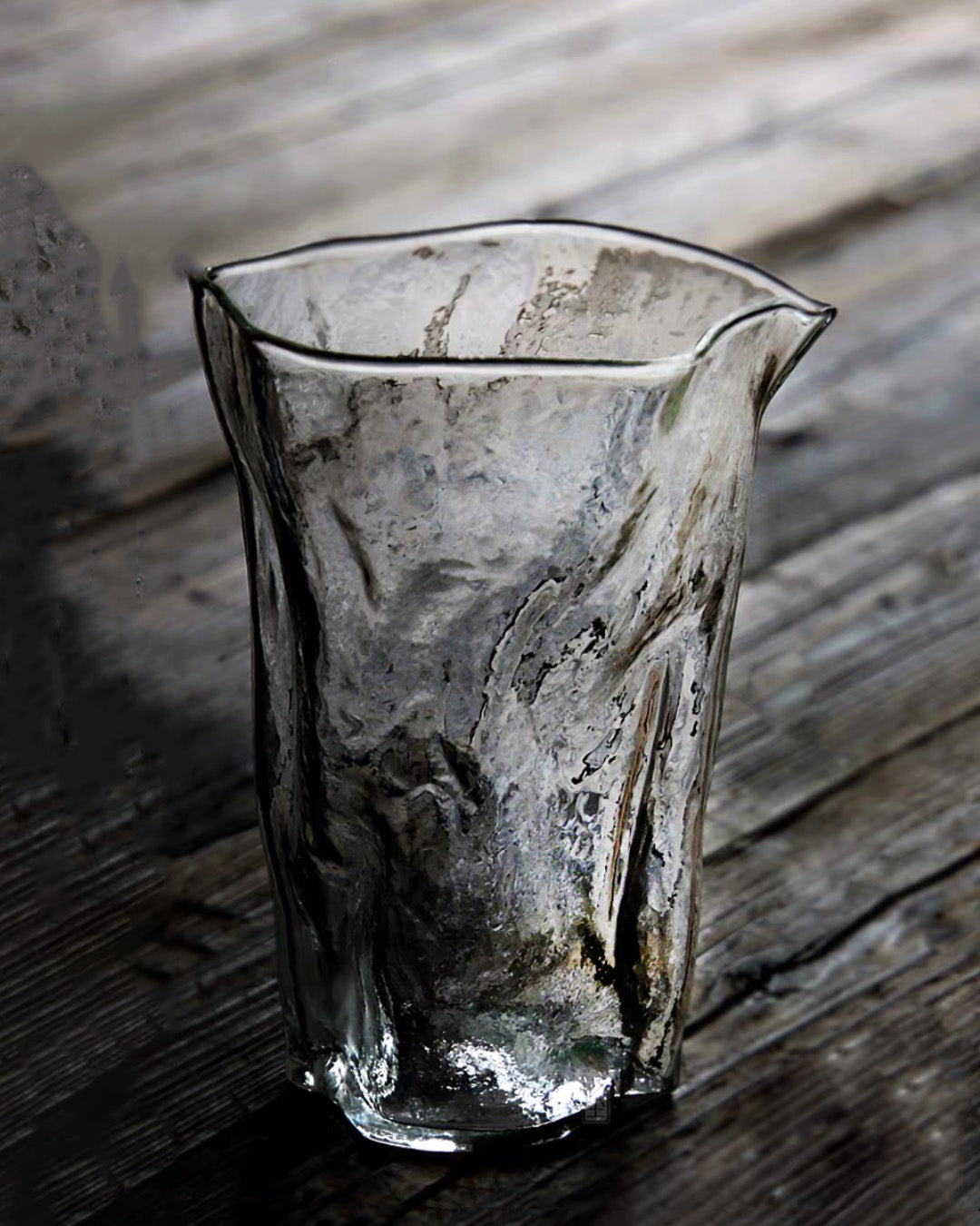 Glacial Rock Glass Dividing Cup
