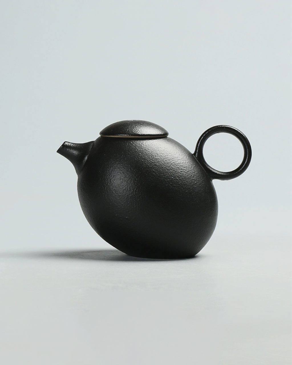 East Wind Inclined Teapot