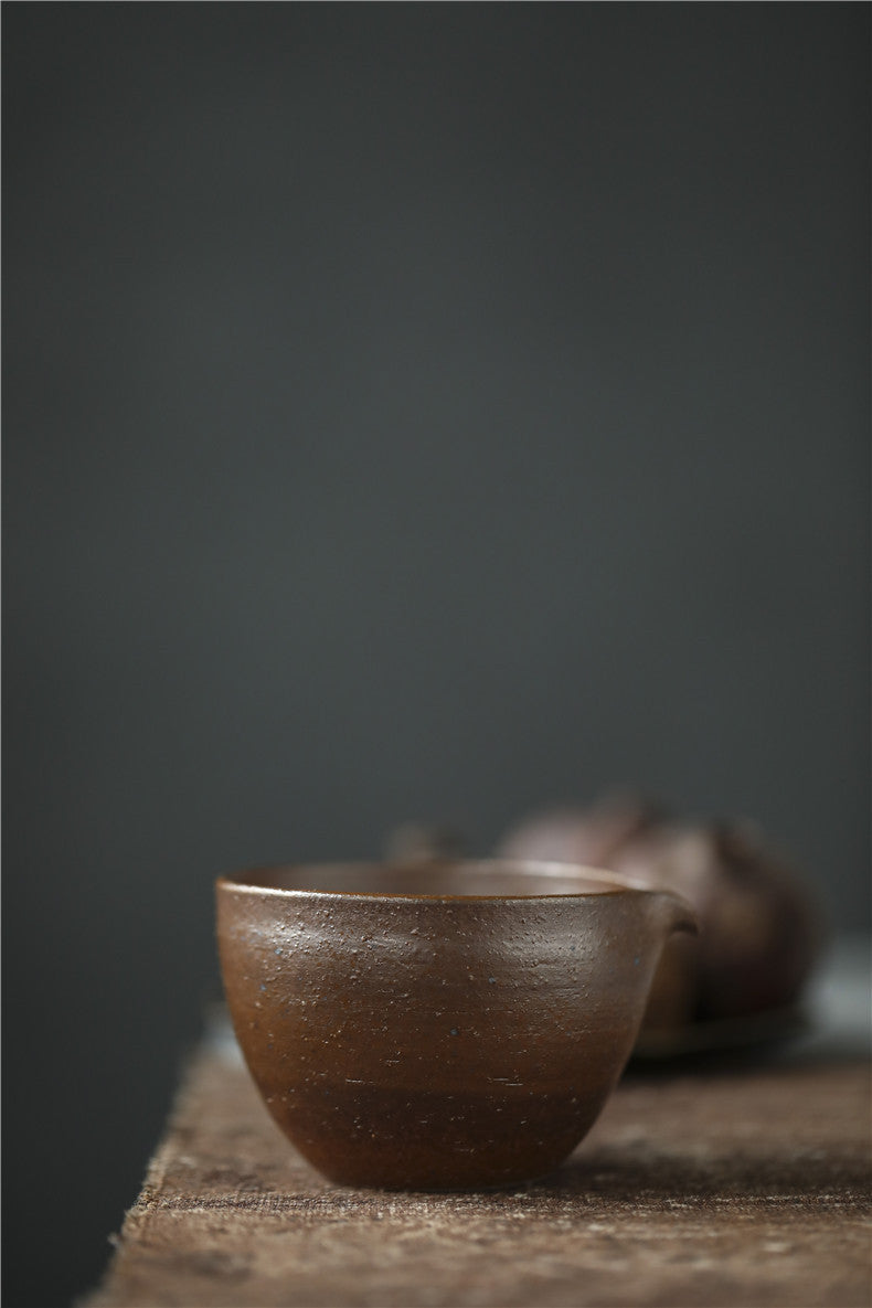 Earthen Dusk Dividing Cup Bronze