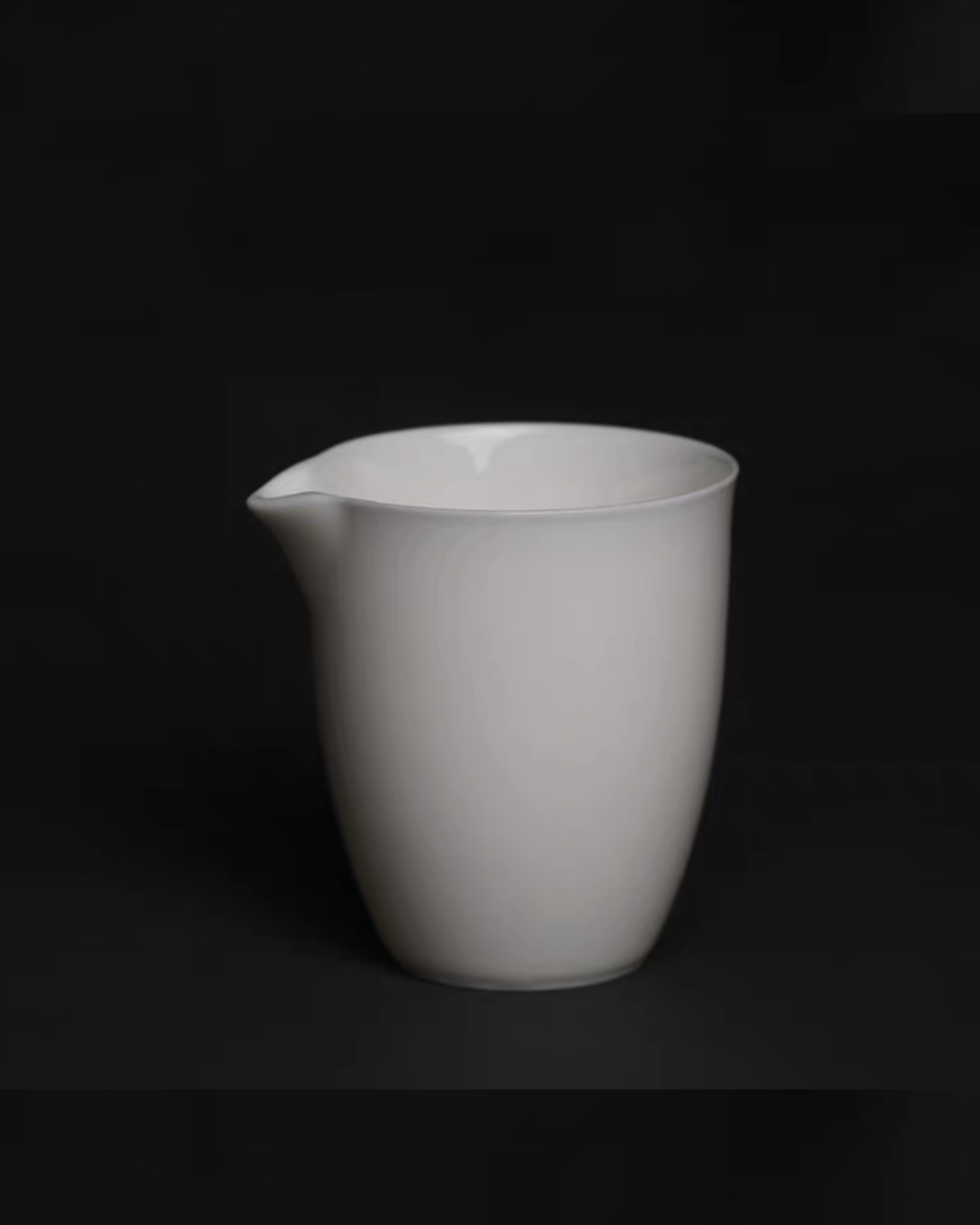 Ivory Crescent Dividing Cup